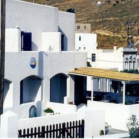 מלון Livadi  Naias מראה חיצוני תמונה